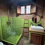 Antiguo Molino Con Piscina Y Chimenea En El Valle Del Tietar