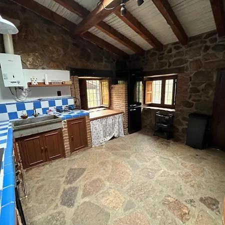 Antiguo Molino Con Piscina Y Chimenea En El Valle Del Tietar Дом отдыха Касавьеха