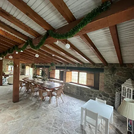 Antiguo Molino Con Piscina Y Chimenea En El Valle Del Tietar