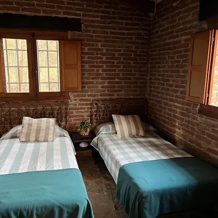 Antiguo Molino Con Piscina Y Chimenea En El Valle Del Tietar *