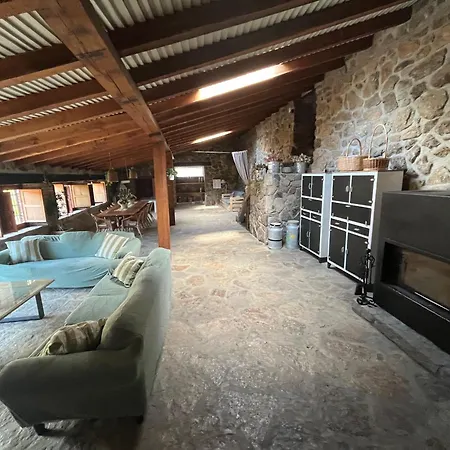 Antiguo Molino Con Piscina Y Chimenea En El Valle Del Tietar Feriehus Casavieja