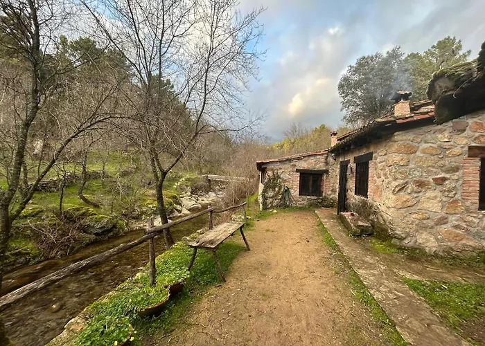 Antiguo Molino Con Piscina Y Chimenea En El Valle Del Tietar *