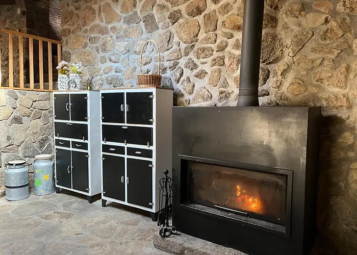 בית נופש Antiguo Molino Con Piscina Y Chimenea En El Valle Del Tietar *